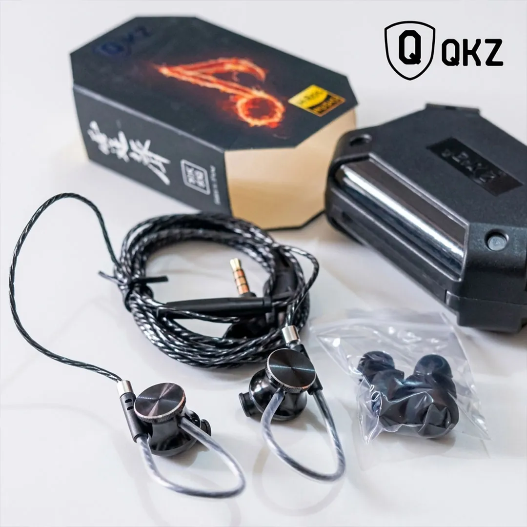 QKZ DM10 In-Ear Earphone with Mic